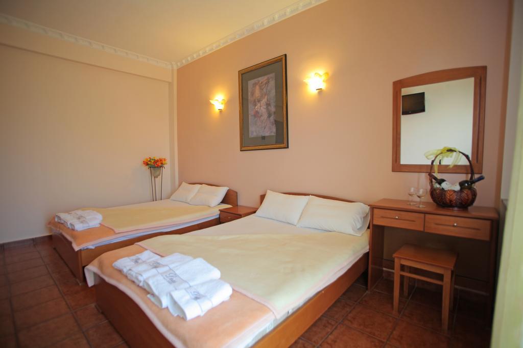 Hotel Dias Olympiaki Akti Ruang foto