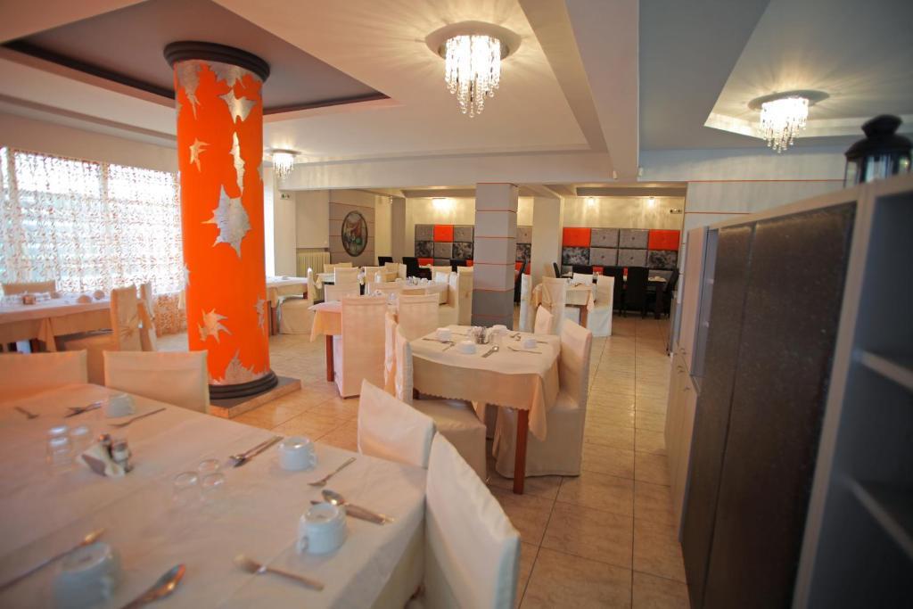 Hotel Dias Olympiaki Akti Bagian luar foto