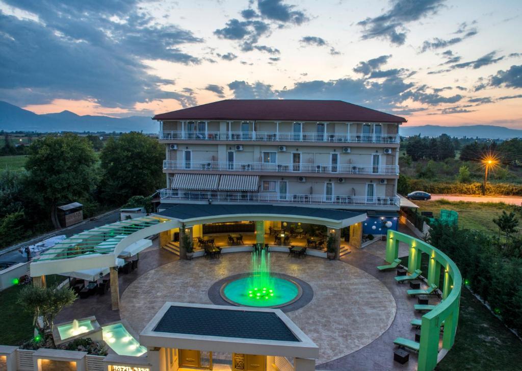 Hotel Dias Olympiaki Akti Bagian luar foto